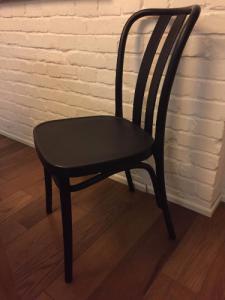 4 czarne krzesła plastikowe Ikea Othem - 6024237302 - oficjalne archiwum  Allegro