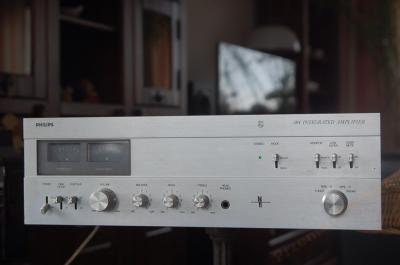 Philips 594 Stereo Integrated Amplifier wzmacniacz - 6017075957 - oficjalne  archiwum Allegro