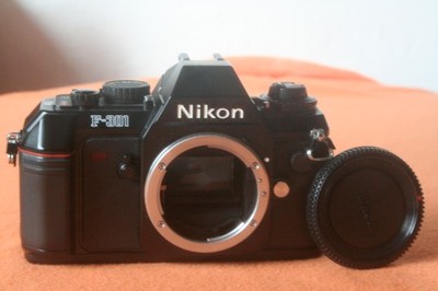 ***Aparat  Nikon F 301***