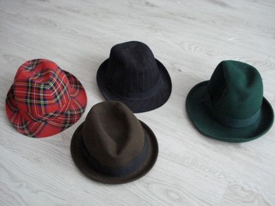 Cztery kapelusze damskie HM i inne