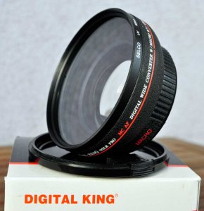 DIGITAL KING DSLR PRO MC AF 0,7 X 67mm + FILTR UV