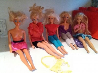 3 tare zabawki Lalki Barbie stara lalka zabawka - 6114887413 - oficjalne  archiwum Allegro
