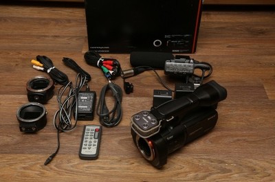 Kamera Sony NEX-VG-900 Pełna Klatka + 3 Baterie