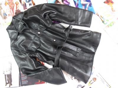 CV XL czarny krótki płaszcz skóropodobny wyprze1WZ