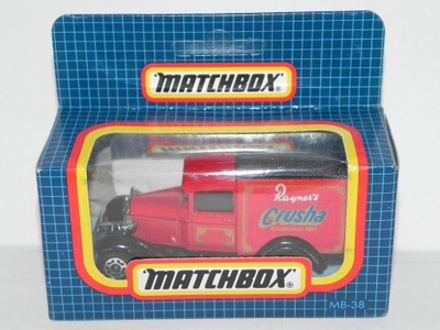 MATCHBOX - FORD MODEL A VAN - 'Rayner's Crusha'