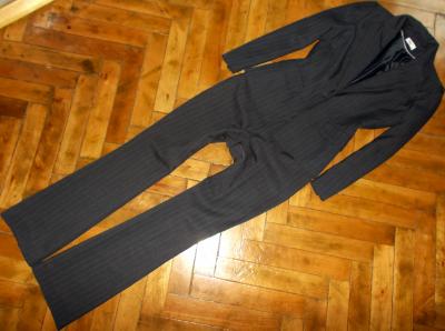 38-40 Klasyczny elegancki garnitur-kostium damski