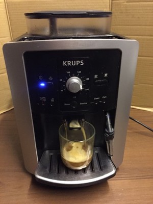 Ekspres do kawy Krups EA8010 Ładny