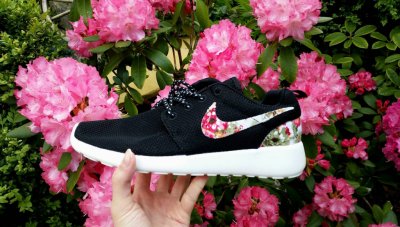 Nike roshe run floral łyżwa w kwiaty prezent - 6165314686 - oficjalne  archiwum Allegro