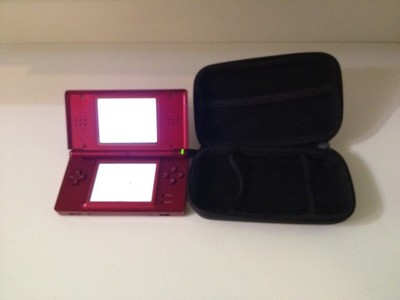 Czerwone Nintendo DS z grami od złotówki!
