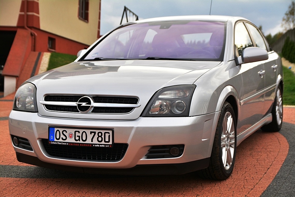 Opel vectra c gts