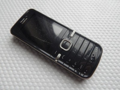 Nokia 6730c не включается вибрирует