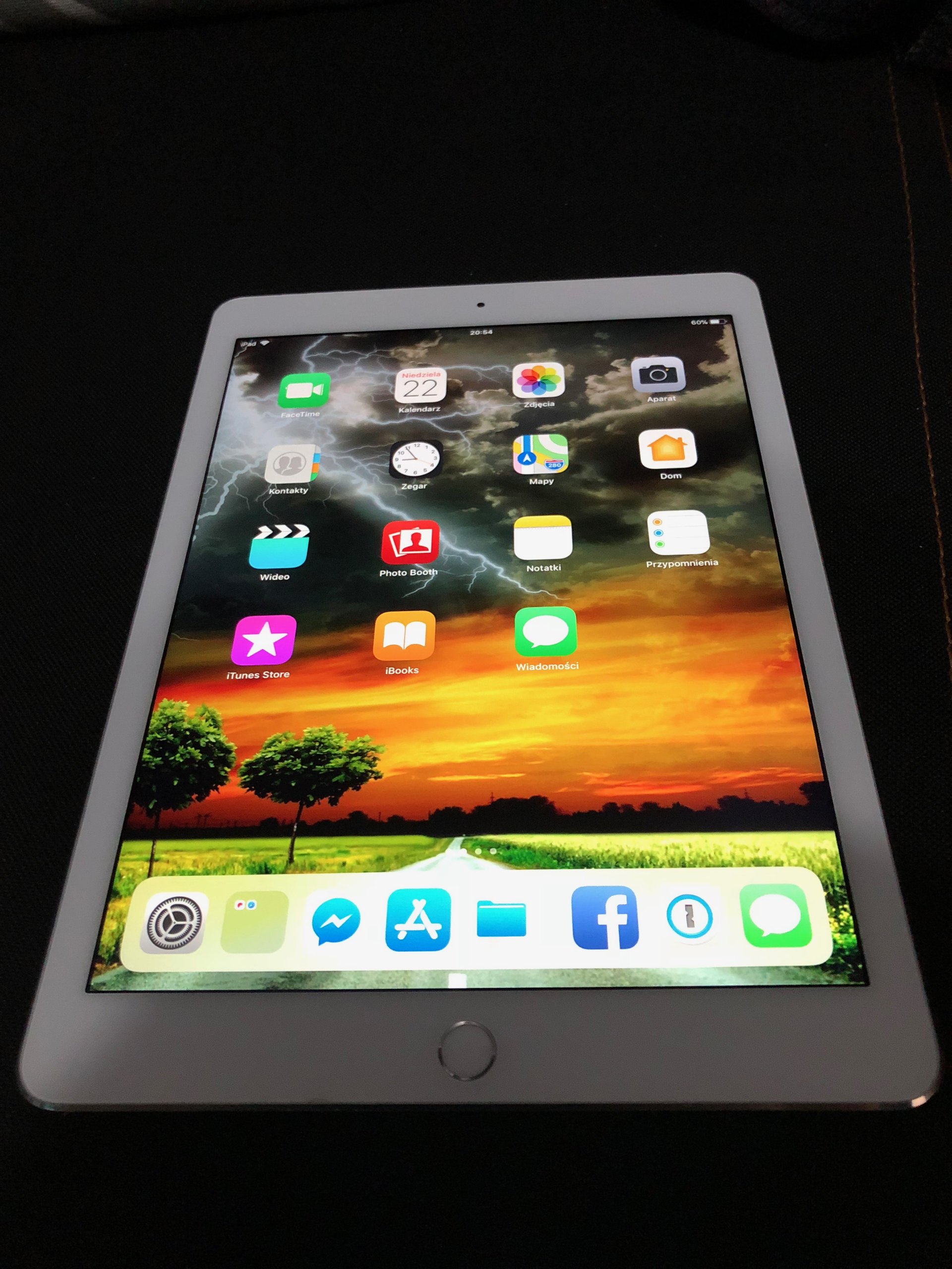 Apple iPad Air 2 64GB WiFi Only 9.7" Retina White/Silver MH2N2LL/A 2014 ...